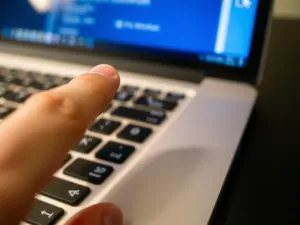 Jak zrobić format Windows 10? Krok po kroku do sukcesu